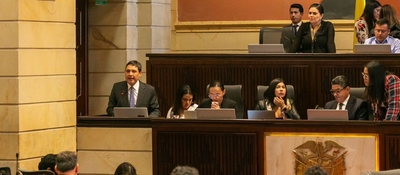 Foto del ministro TIC en el Congreso de la República