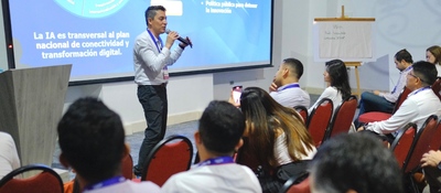 Foto del asistentes al precongreso de Andicom 2024