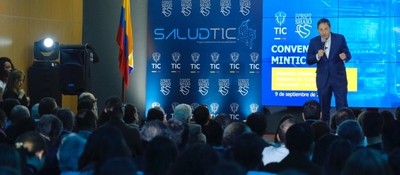 Foto del ministro TIC