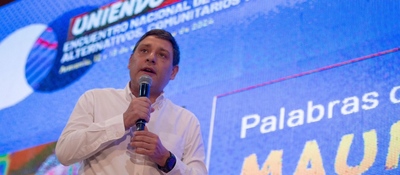 Foto del ministro TIC en presnetación en 'Uniendo Voces'