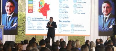 Foto del ministro TIC