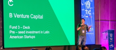 Foto de un exponente de Colombia 4.0