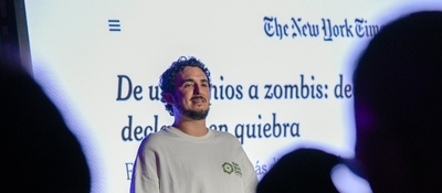 Foto de Andrés Felipe Méndez en conferencia