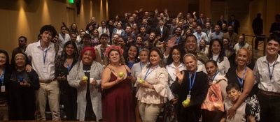 Foto de los participantes del conversatorio "Mujeres: liderazgo