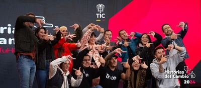 Foto de participantes en la convocatoria