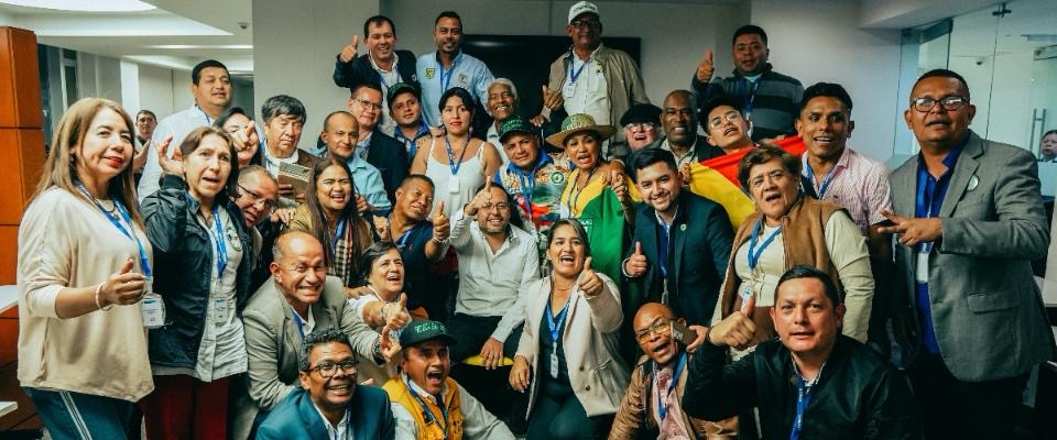 Foto de grupo que participo de la reunión Foto de grupo que participo de la reunión