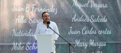 Foto del ministro TIC en presentación Foto del ministro TIC en presentación