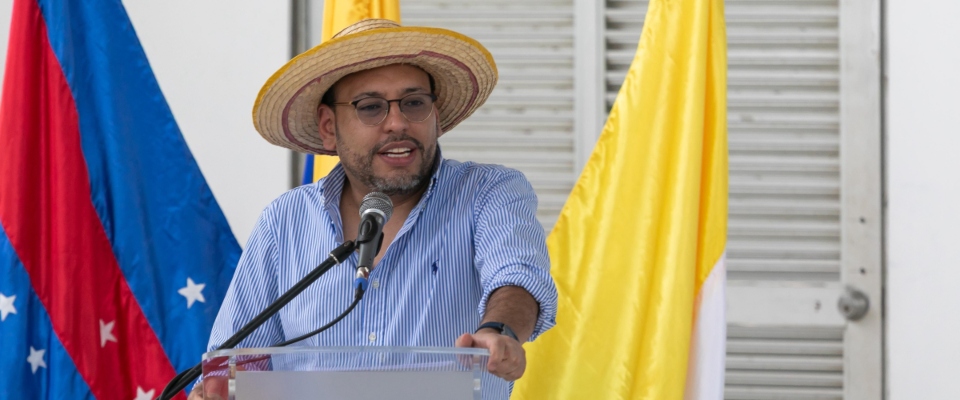 Foto del Ministro TIC
