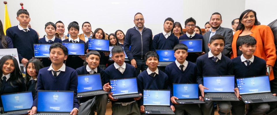 Foto de estudiantes del Nariño