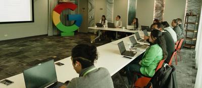 Foto de la reunion entre el Ministerio TIC y Google