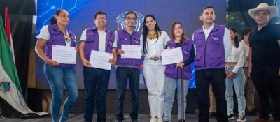 Foto de la Ministra Tic en Puerto Asis