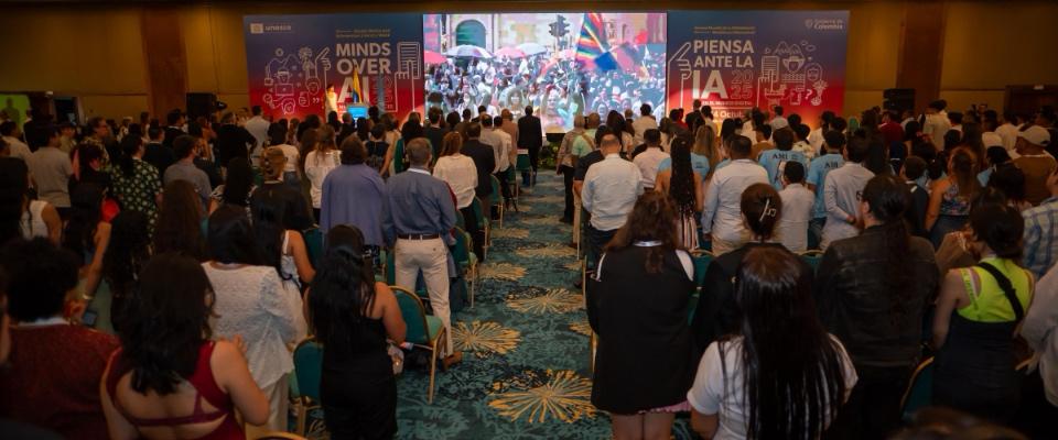 Foto de público asistente al evento