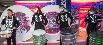 Foto de espectáculo de cierre de Col40