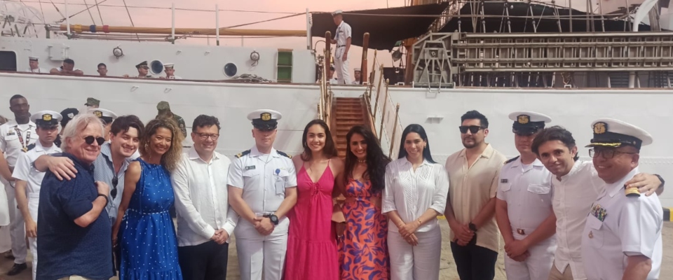 Foto del equipo de RTVC y MinTIC