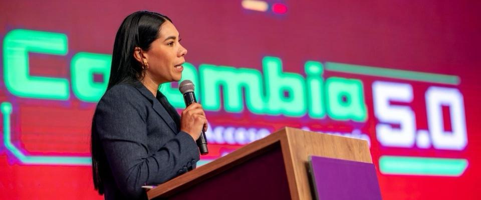 Minstra TIC habla en un escenario de Colombia 5.0 sobre la ruta digital hacia 2030 y el cierre de brechas tecnológicas Minstra TIC habla en un escenario de Colombia 5.0 sobre la ruta digital hacia 2030 y el cierre de brechas tecnológicas