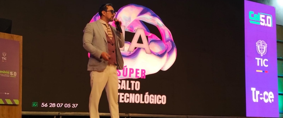Foto de  presentador en colombia 5.0