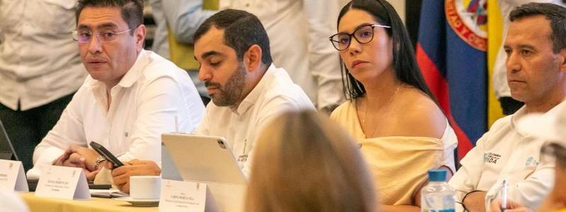 Gobierno y expertos alertan sobre ciberamenazas y desinformación en elecciones presidenciales