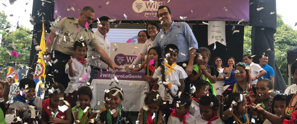 Vice General Juan Sebastián Rozo, inauguró la primera Zona Wifi Gratis en Mocoa, Putumayo