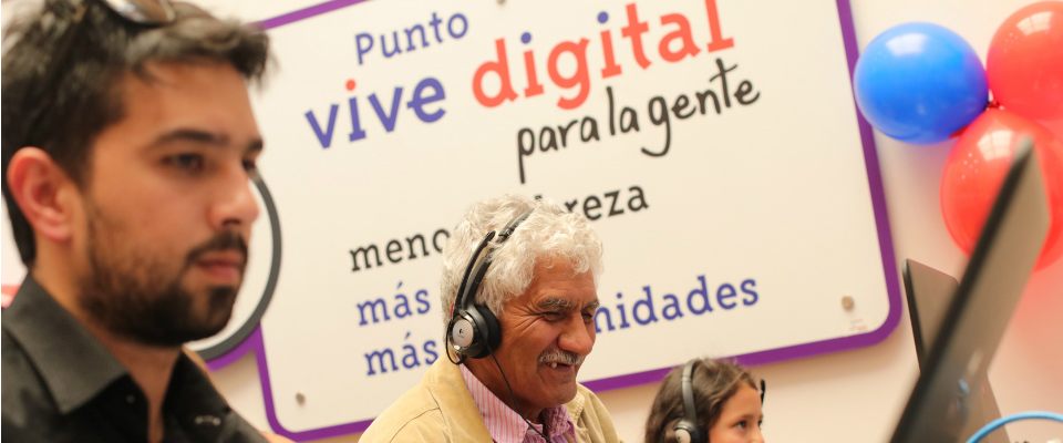  Colombianos detenidos en cárceles de Cataluña podrán comunicarse desde los Puntos Vive Digital