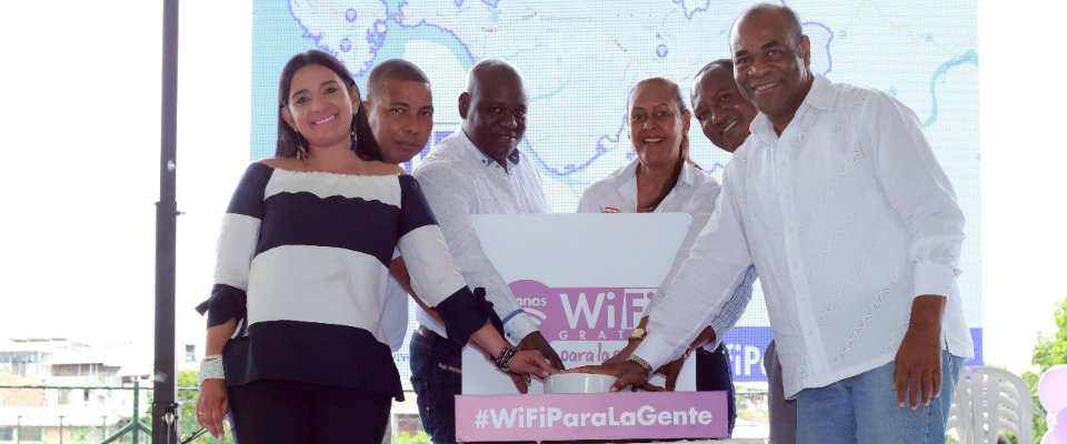 Buenaventura se fortalece en tecnología con nuevas Zonas WiFi Gratis y tabletas para profesores