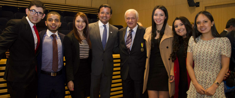 MinTIC condecora a Lilly Bleier de Ungar, Ernesto Franco Quiñones y Jorge Reynolds Pombo con la medalla ‘Manuel Murillo Toro’