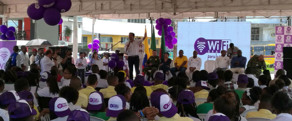 Chochoanos disfrutan de ocho nuevas Zonas WiFi Gratis y un Punto Vive Digital Lab