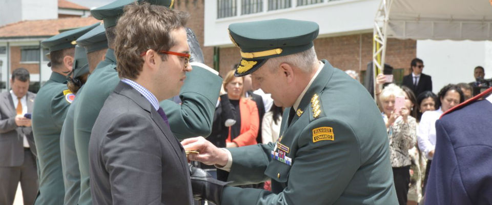 Ejército Nacional condecora a Viceministro General TIC, Juan Sebastián Rozo Rengifo