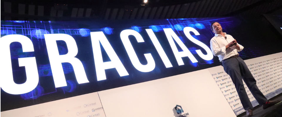 “Hemos democratizado el acceso a Internet en todas las regiones del país”: Ministro David Luna