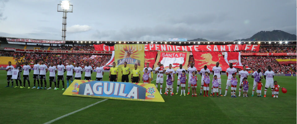 Campaña Bajemos el Tono, del Ministerio TIC, se tomó el estadio El Campín
