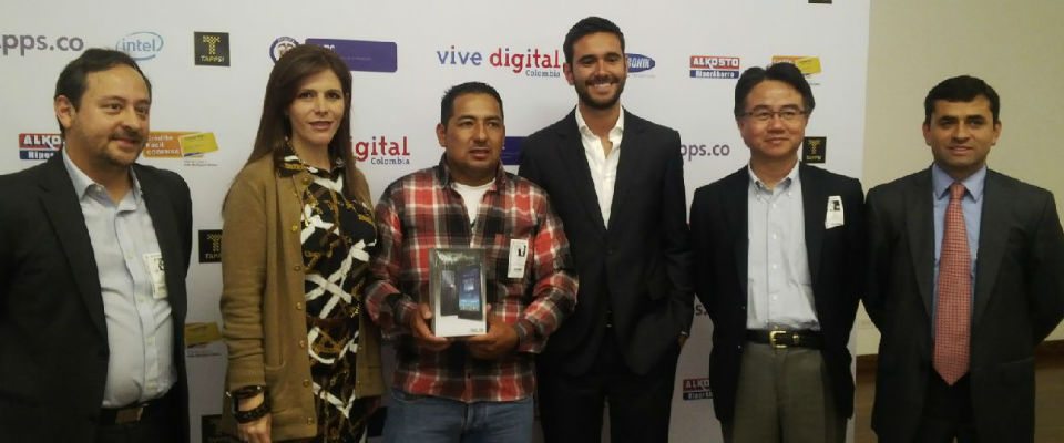 MinTIC acompaña alianza estratégica para inclusión digital de taxistas