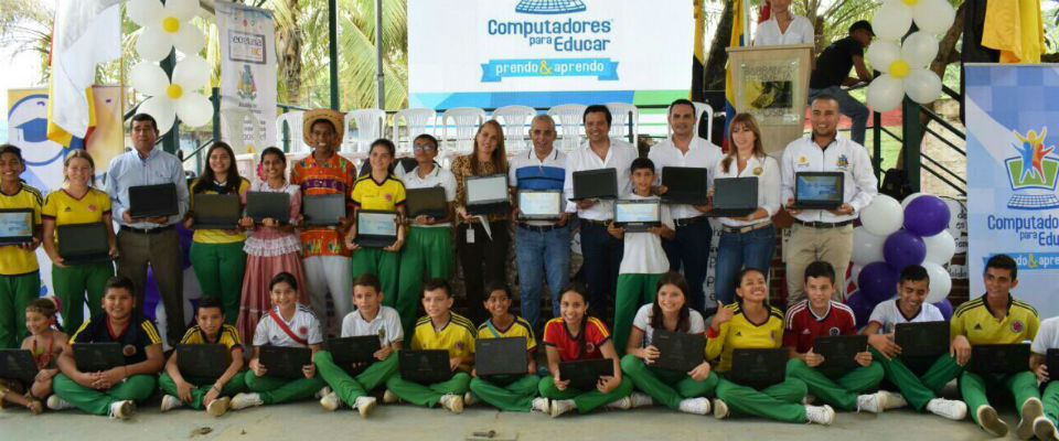 Con la entrega de 1.045 tabletas, MinTIC fortalece los entornos educativos de Barrancabermeja