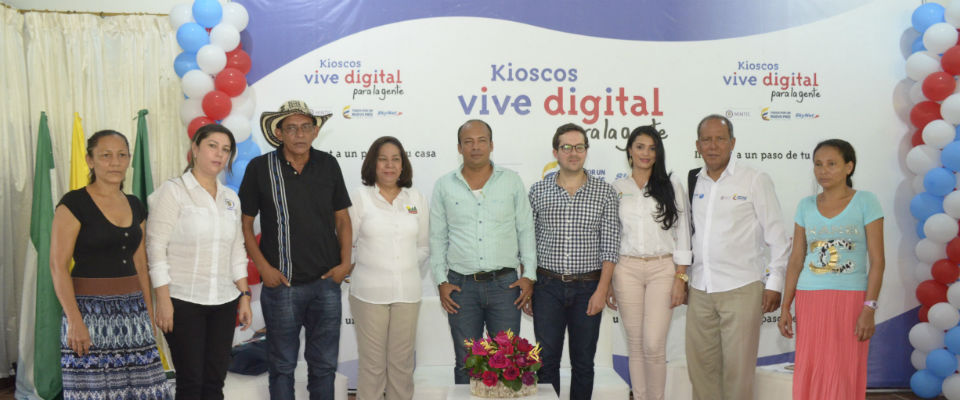 Cordobeses estrenaron 85 Kioscos Vive Digital