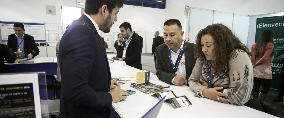 Empresarios del sector TI de 10 ciudades recibirán capacitaciones en estrategias de crecimiento empresarial Empresarios del sector TI de 10 ciudades recibirán capacitaciones en estrategias de crecimiento empresarial