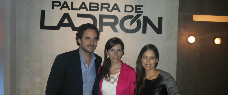Viceministra TIC - María Carolina Hoyos con protagonistas de 'Palabra de Ladrón