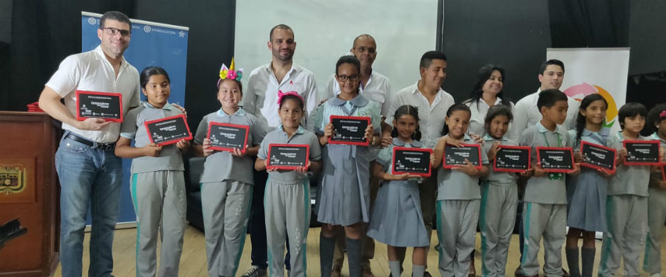 Con tecnología abrimos puertas a estudiantes del Caribe colombiano