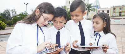 Entrega de Tabletas para Educar