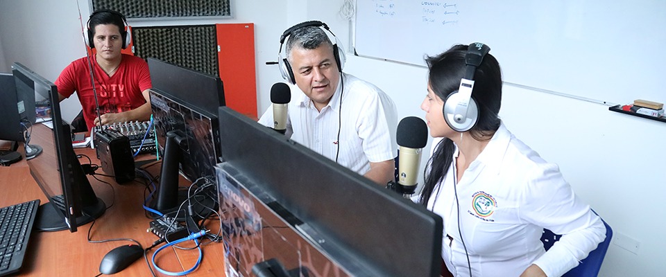 Gobierno comienza proceso para adjudicar emisoras comunitarias