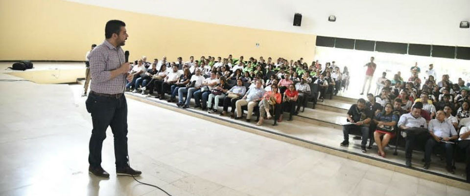 “El ciento por ciento de los municipios del Cesar se verán beneficiados con la política TIC 2019 – 2022” “El ciento por ciento de los municipios del Cesar se verán beneficiados con la política TIC 2019 – 2022”