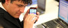 Persona con discapacidad visual utilizando herramientas tecnológicas Persona con discapacidad visual utilizando herramientas tecnológicas