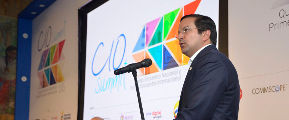 Colombia consolida red de líderes de Tecnologías de la Información de Gobierno para la Economía Digital Colombia consolida red de líderes de Tecnologías de la Información de Gobierno para la Economía Digital