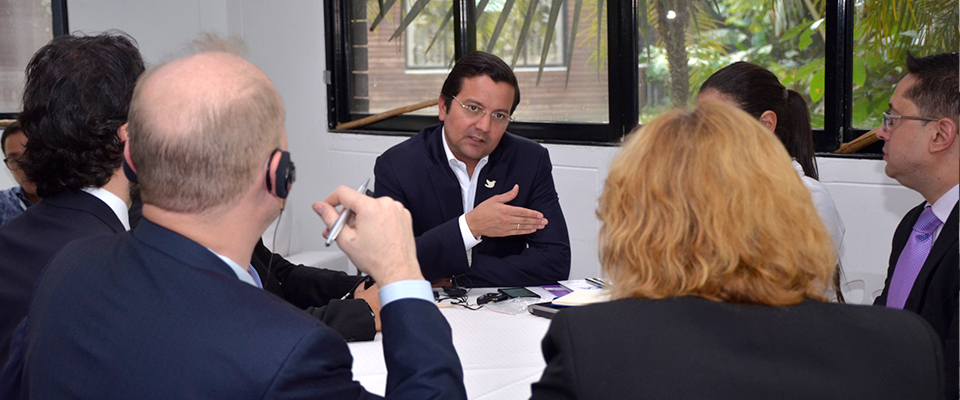 Directora Global de Prácticas TIC del Banco Mundial busca fortalecer relaciones institucionales con Colombia Directora Global de Prácticas TIC del Banco Mundial busca fortalecer relaciones institucionales con Colombia