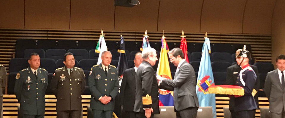 condecoraciòn a MinDefensa y Comandantes de las Fuerzas Militares y de Policía con la Medalla 'Manuel Murillo Toro condecoraciòn a MinDefensa y Comandantes de las Fuerzas Militares y de Policía con la Medalla 'Manuel Murillo Toro