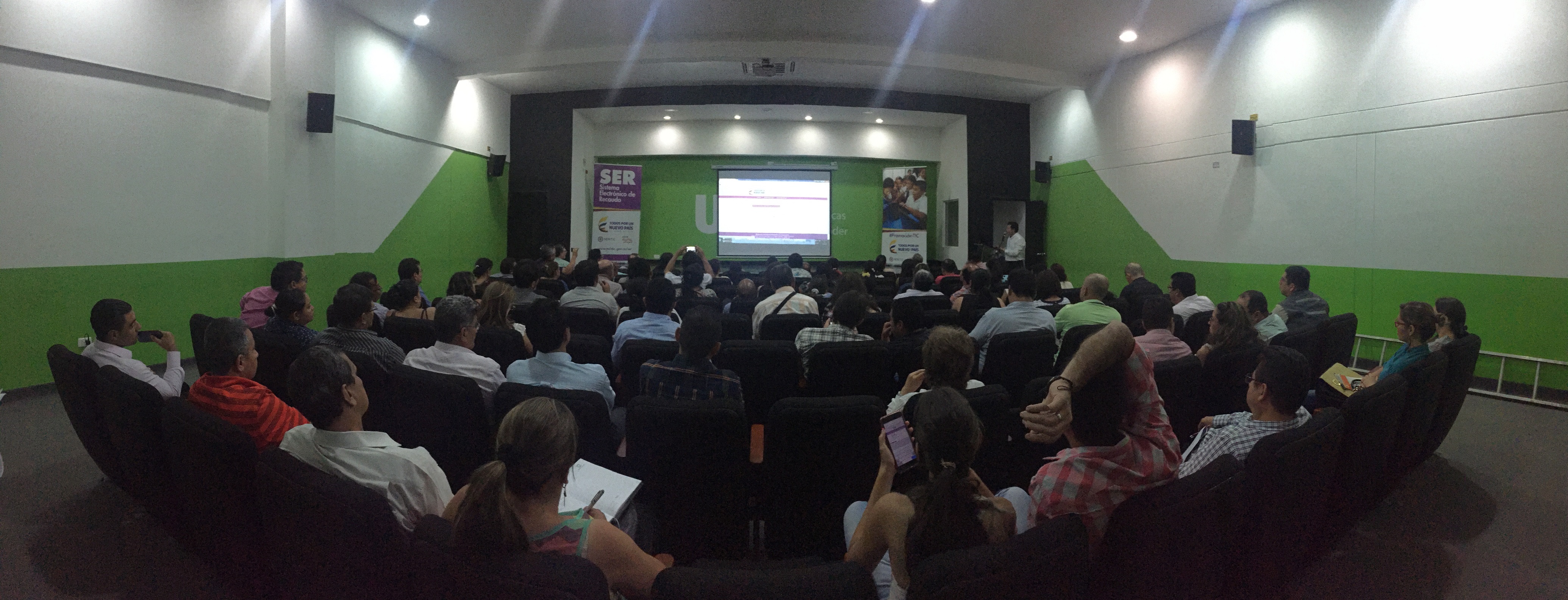 Capacitación en la ciudad de Bucaramanga (2016)